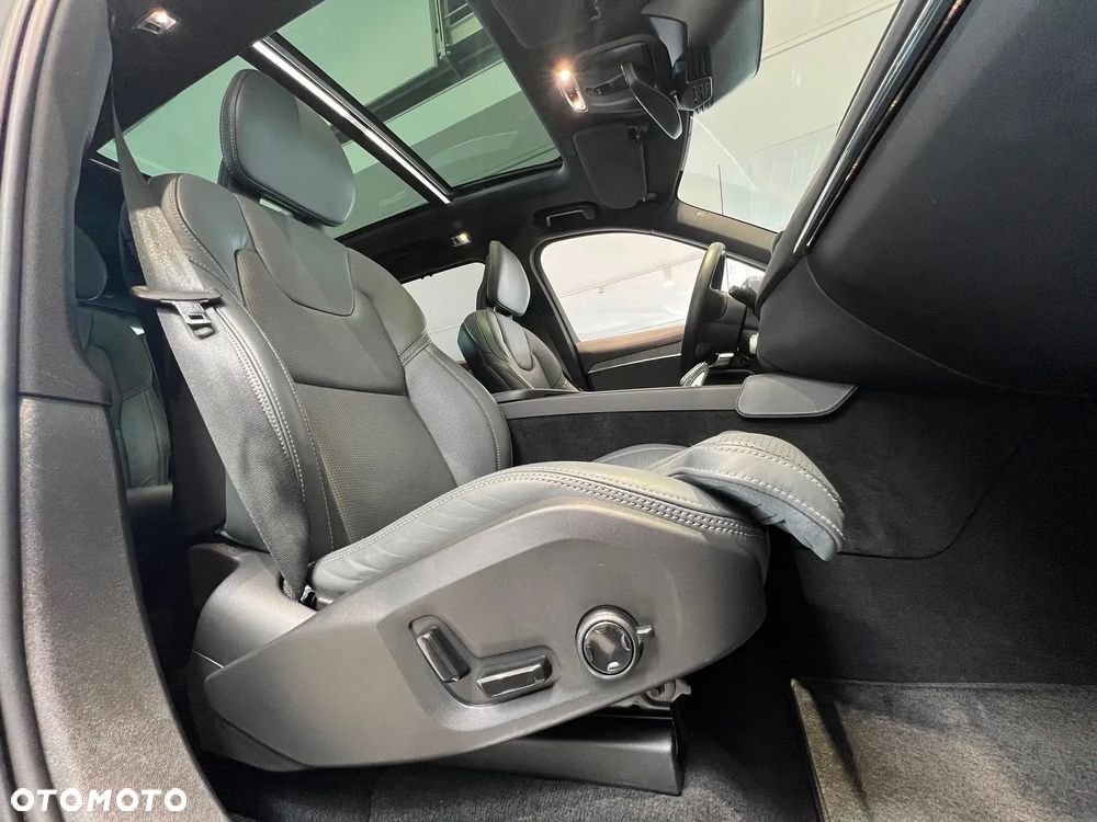 Volvo XC 90 B5 D AWD Ultimate Dark 7os - 18