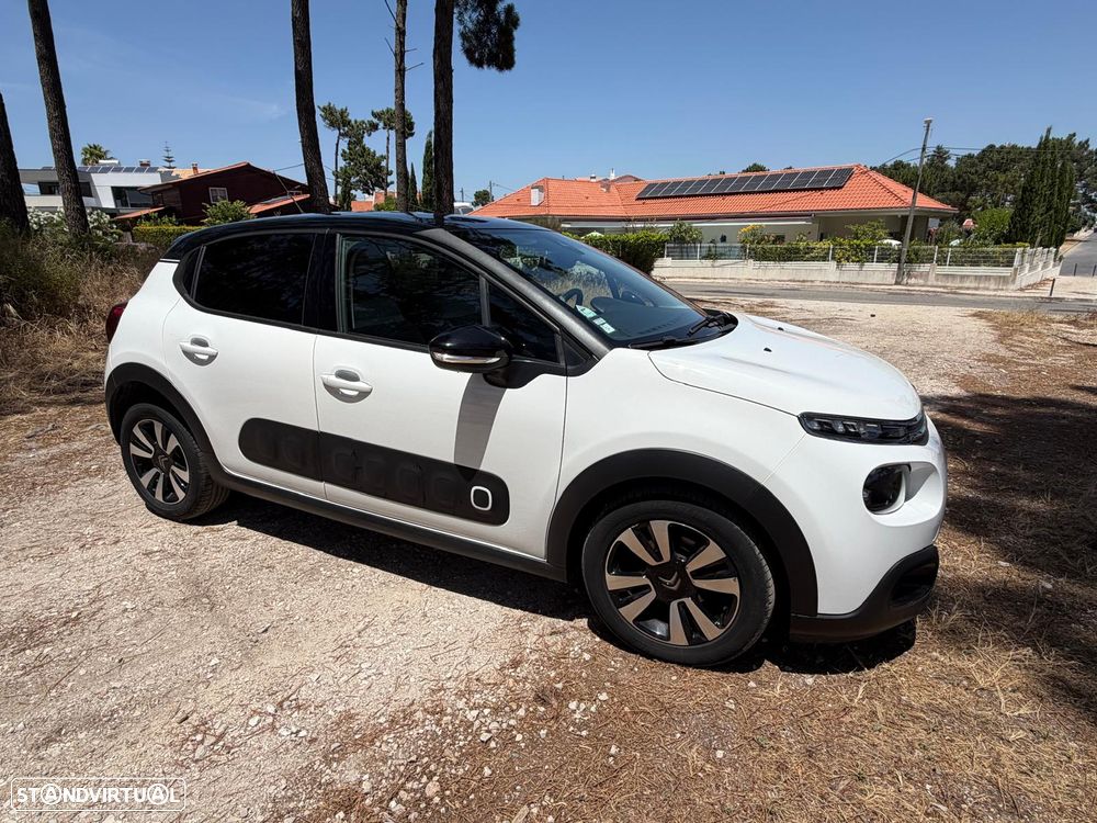 Citroën C3 1.2 PureTech Shine - 1