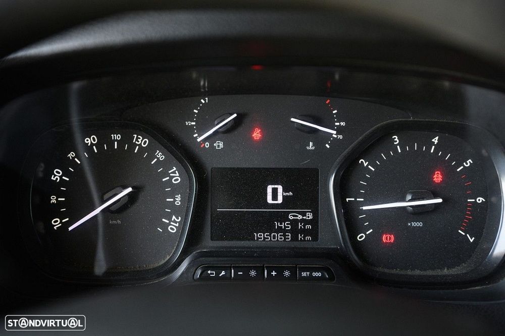 Citroën Jumpy Outro - 34