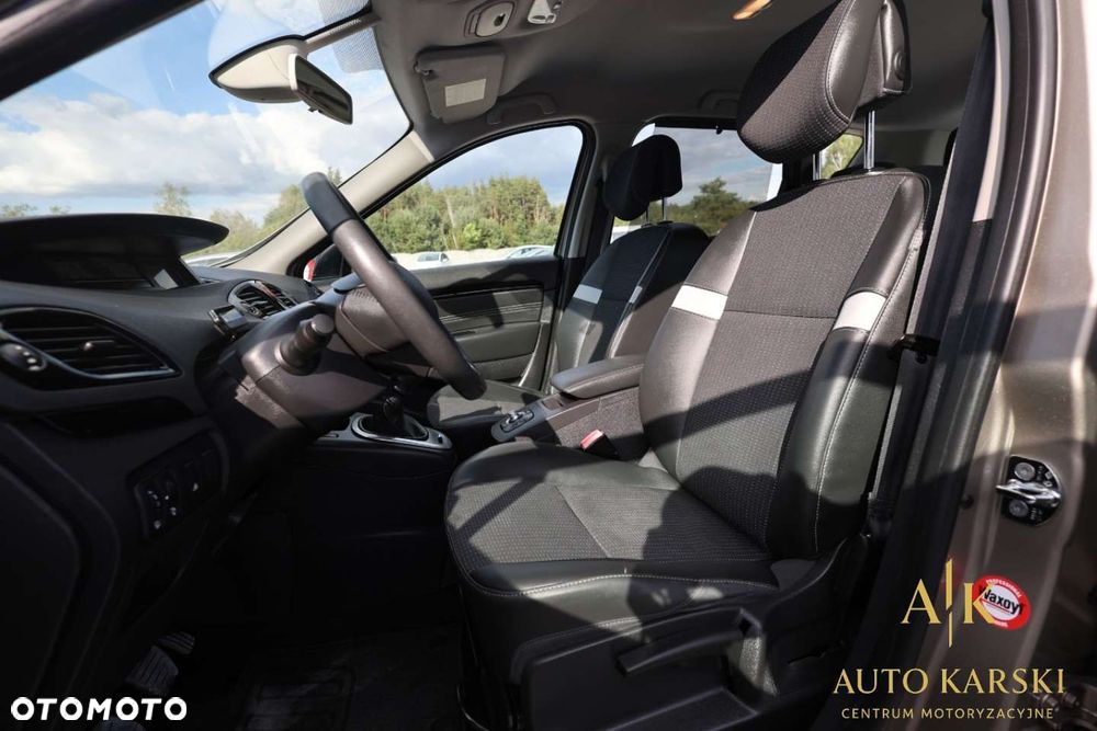 Renault Scenic - 38