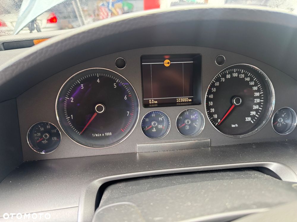 Volkswagen Phaeton 6.0 W12 4MOTION langer Radstand Automatik (4 Sitzer) - 6