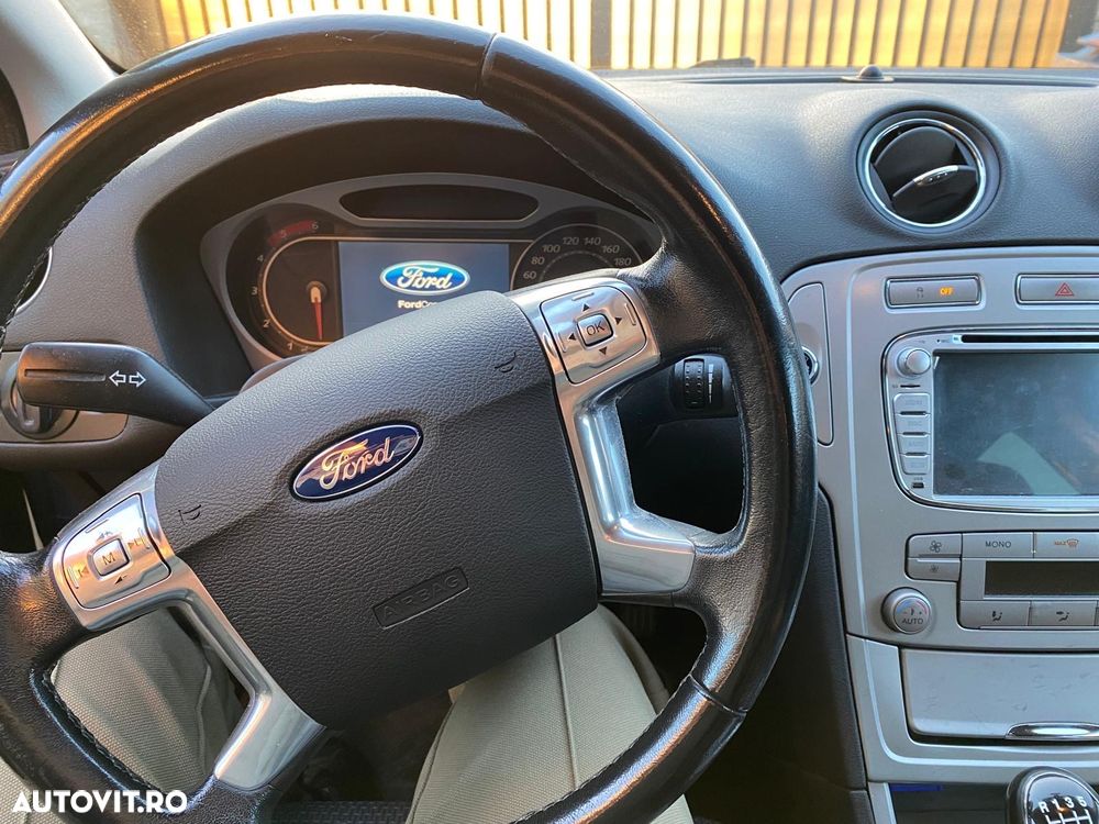 Ford Mondeo 1.8 TDCi Ambiente - 8