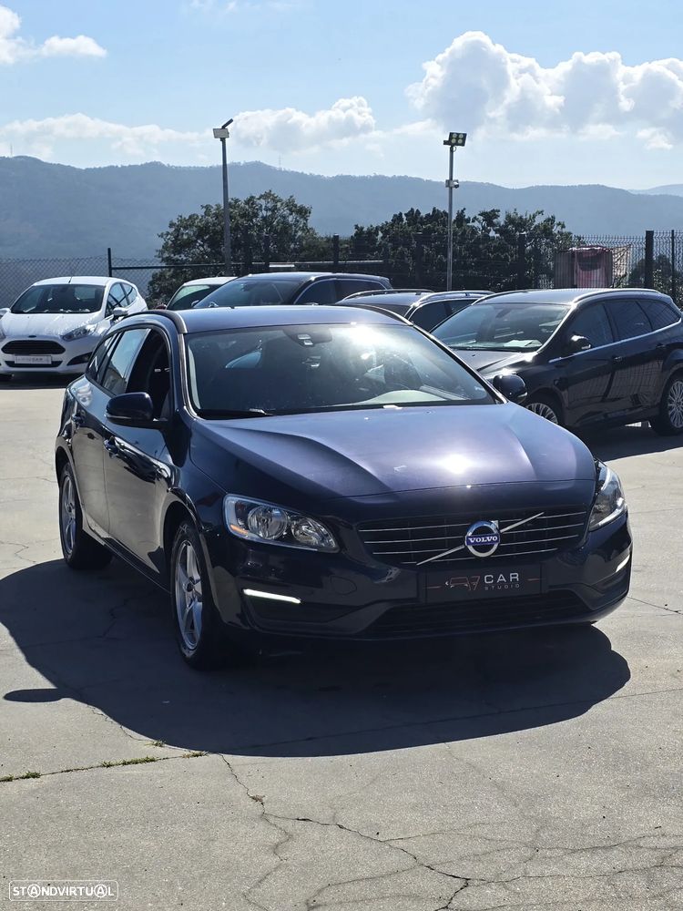 Volvo V60 2.0 D4 Kinetic - 27