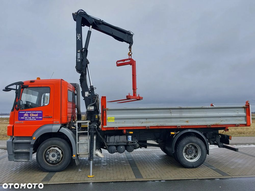 Mercedes-Benz AXOR 1824 - 3