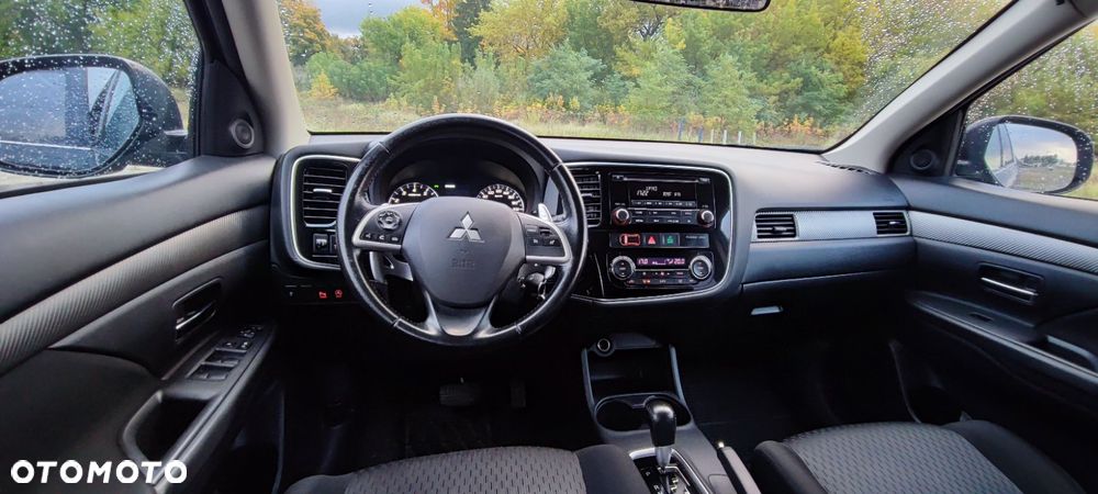 Mitsubishi Outlander 2.0 Intense CVT - 15