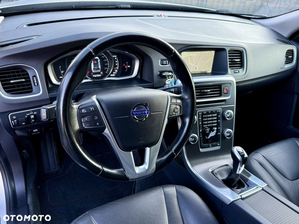 Volvo V60 D4 Ocean Race - 18
