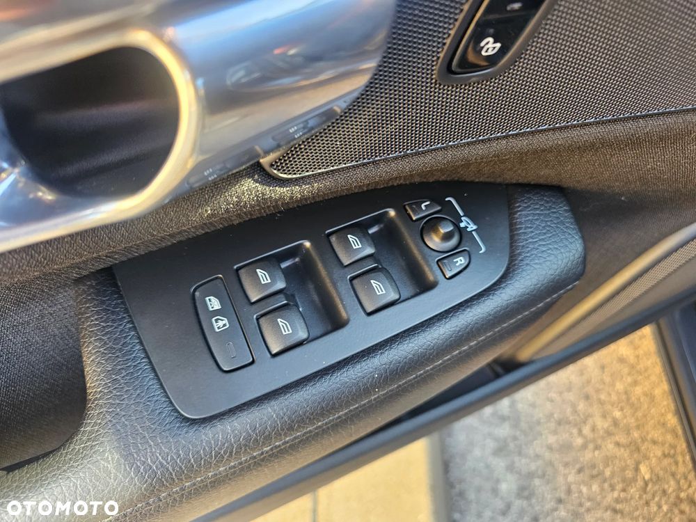 Volvo V90 D3 Kinetic - 23