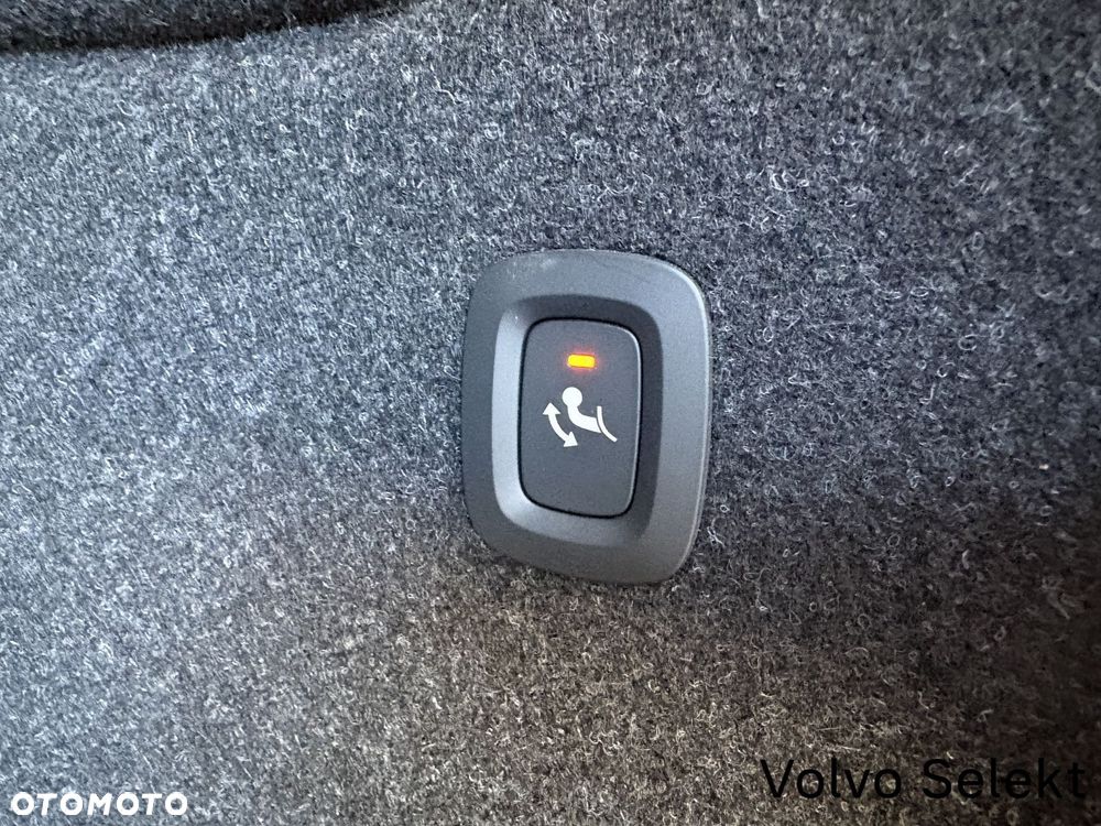 Volvo XC 40 - 28