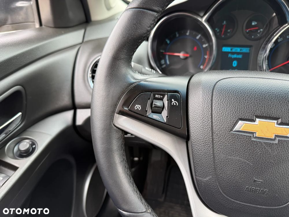 Chevrolet Cruze 1.4 T LTZ - 14
