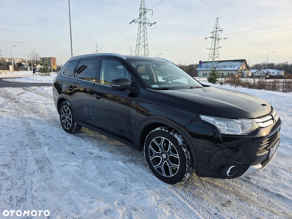 Mitsubishi Outlander 2.2 DID Instyle Navi - 8