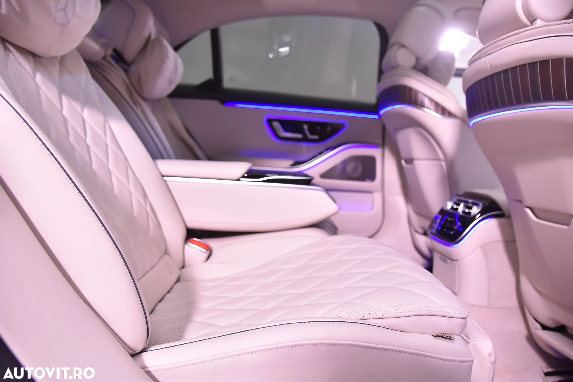 Mercedes-Benz S 580 e 4MATIC - 12