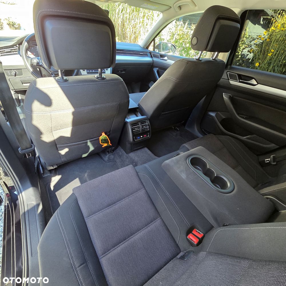 Volkswagen Passat 2.0 TDI BMT Comfortline DSG - 11