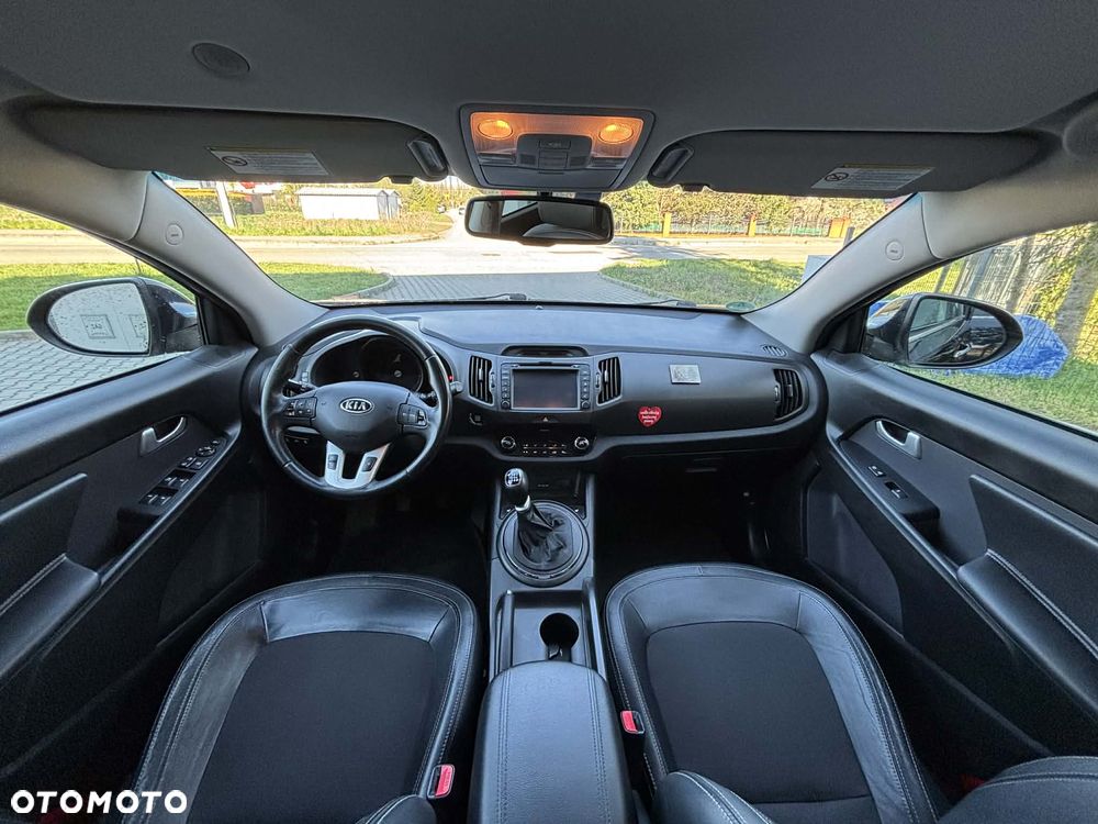 Kia Sportage 2.0 CRDI AWD Fifa World Cup Edition - 9