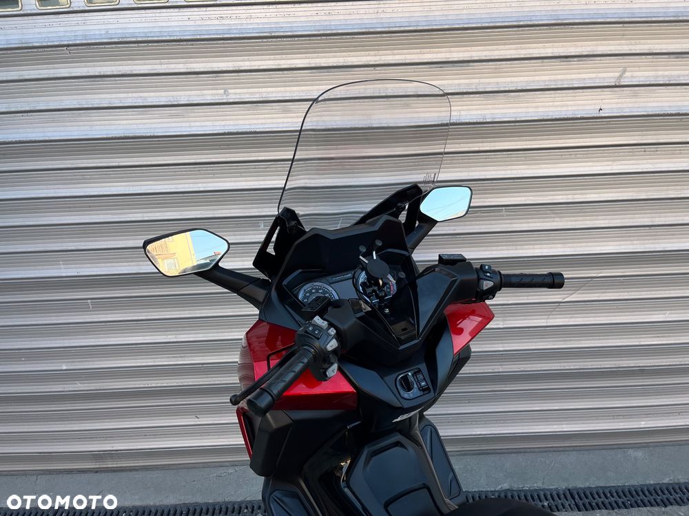 Honda NSS - 16