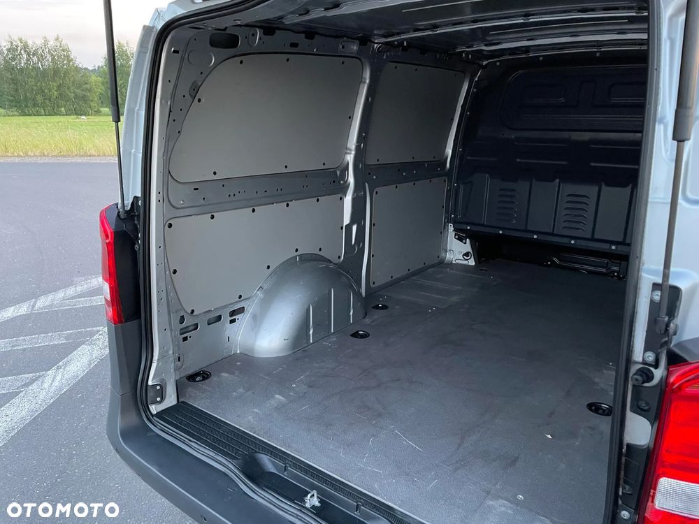 Mercedes-Benz Vito - 19
