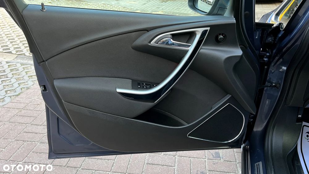 Opel Astra IV 1.6 T Sport - 27