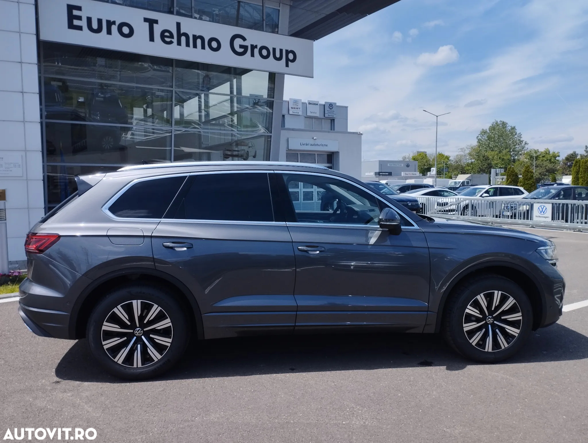 Volkswagen Touareg V6 TDI 4MOTION Elegance - 10