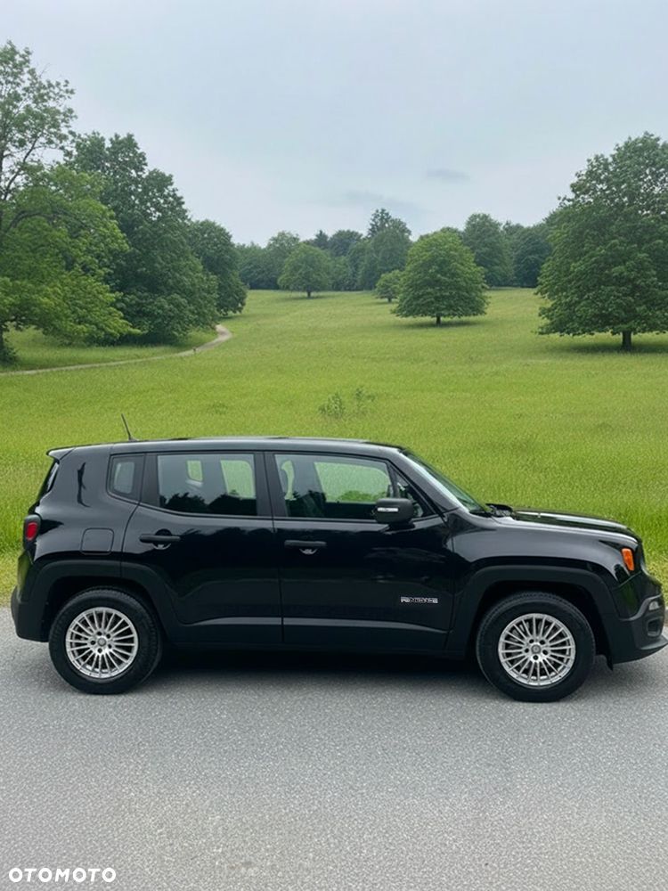Jeep Renegade 1.6 E-TorQ Sport FWD - 1