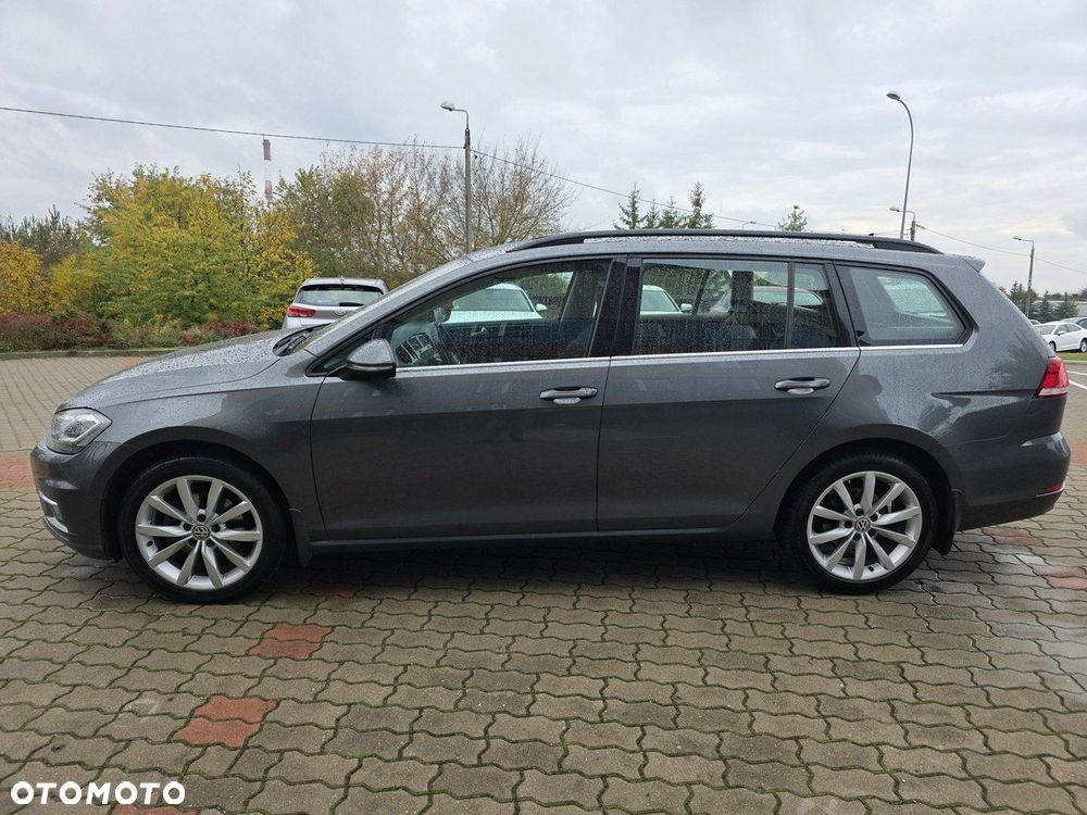 Volkswagen Golf - 23