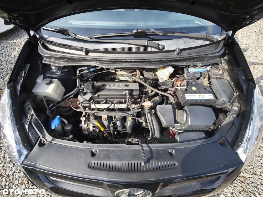 Hyundai i20 1.2 FIFA WM Edition - 26