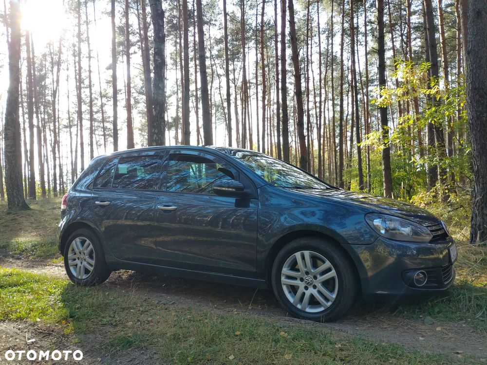 Volkswagen Golf - 2