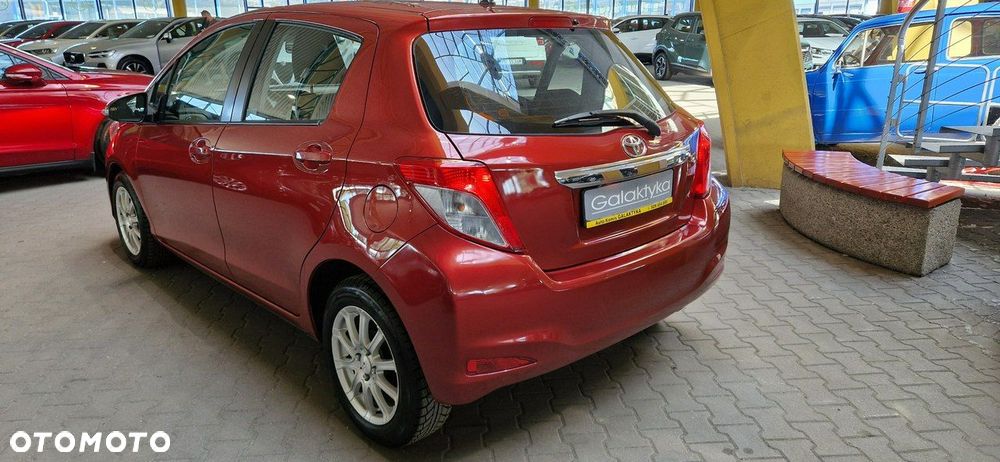 Toyota Yaris - 7