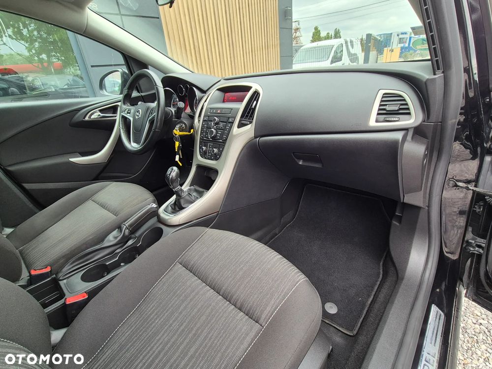 Opel Astra 1.6 Design Edition - 33