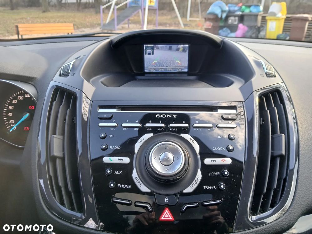 Ford Kuga 2.0 TDCi 4x4 Titanium - 29