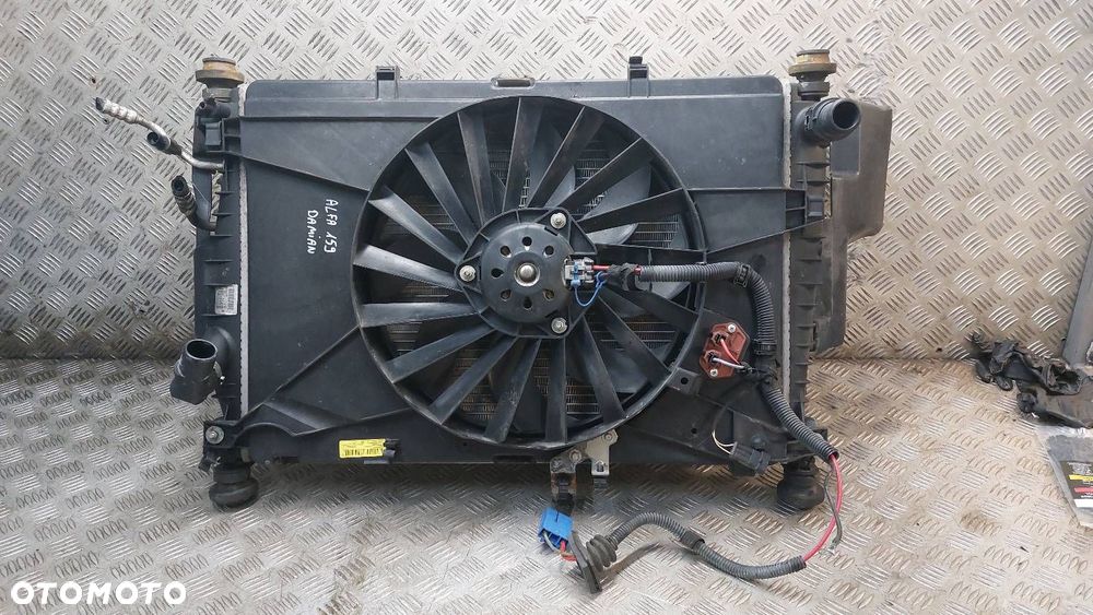 CHŁODNICA WODY +  WENTYLATOR ALFA ROMEO 159 I 1.9 JTS - 1