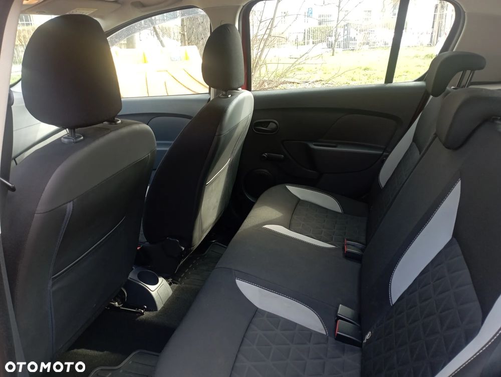 Dacia Sandero 0.9 TCe Laureate - 6