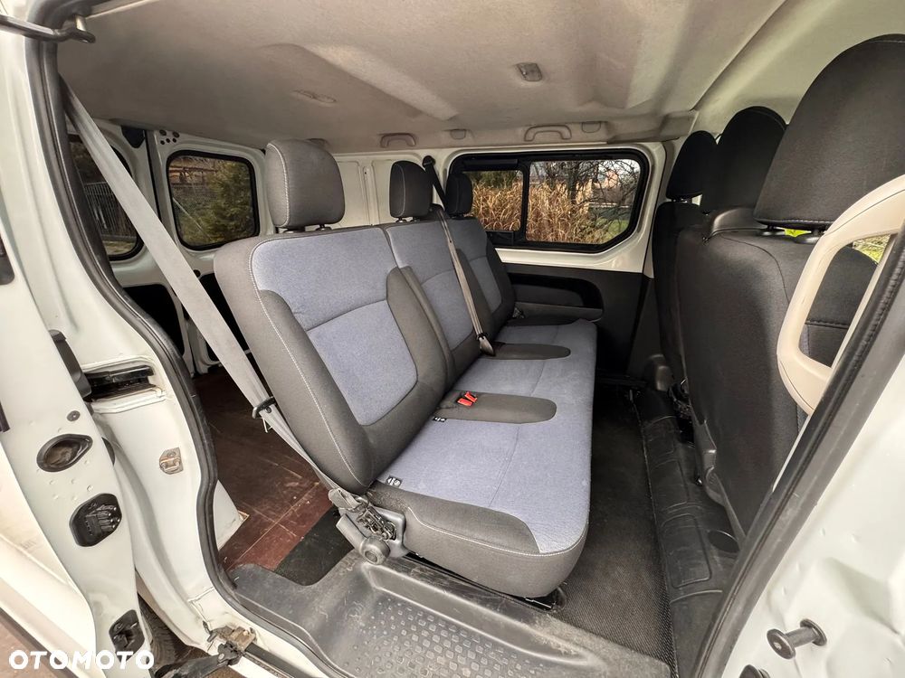 Opel VIVARO BRYGADÓWKA 6 MIEJSC KLIMATYZACJA - 22