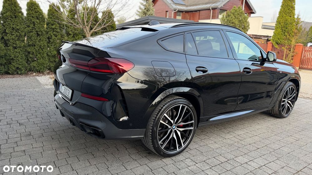 BMW X6 xDrive40d - 18