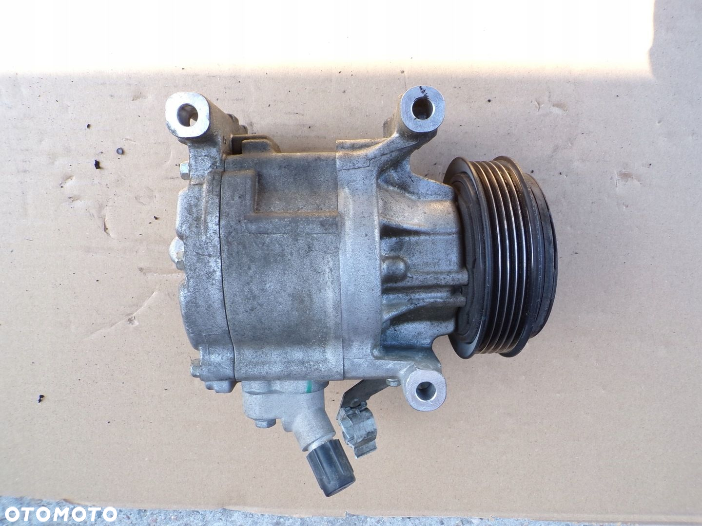 SPRĘŻARKA KOMPRESOR ALFA ROMEO MITO FIAT BRAVO II 1.4 16V 51747318 - 2