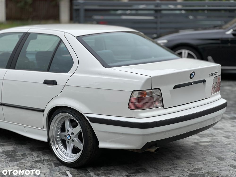 BMW Seria 3 - 4