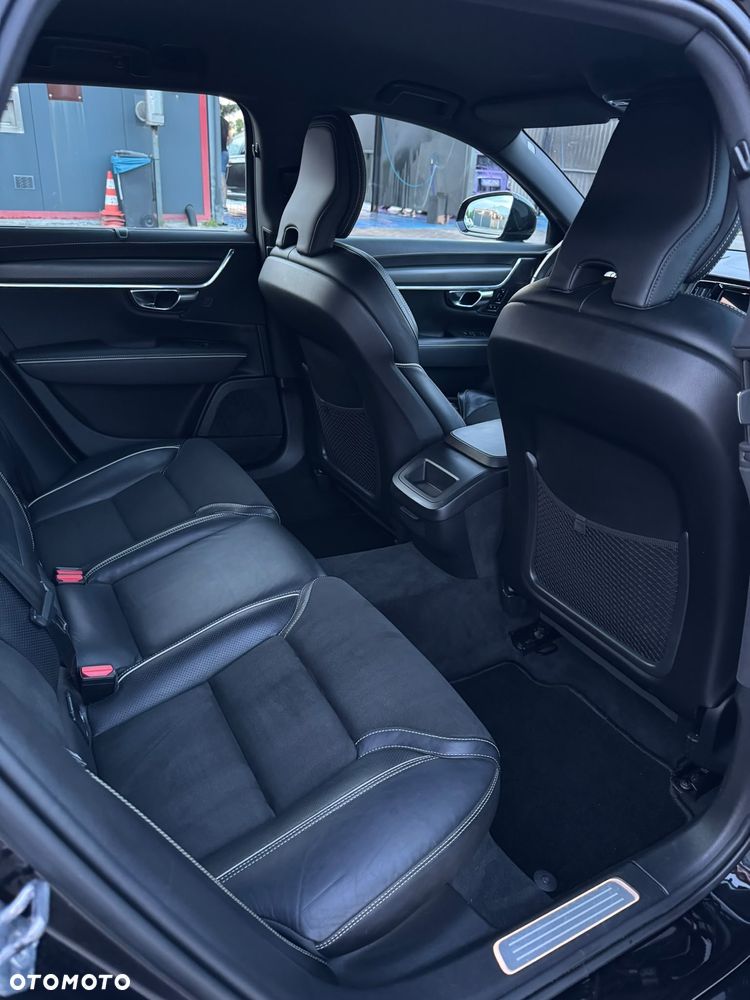 Volvo V90 D4 R-Design - 13
