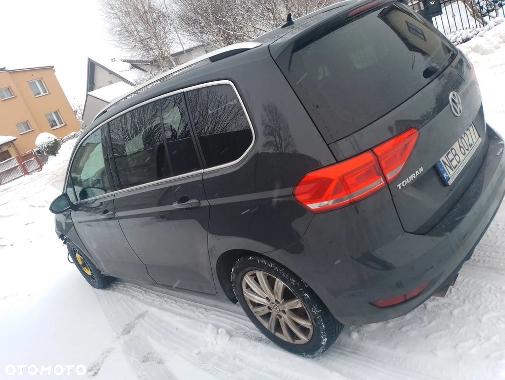 Volkswagen Touran 1.4 TSI BMT Comfortline DSG - 2