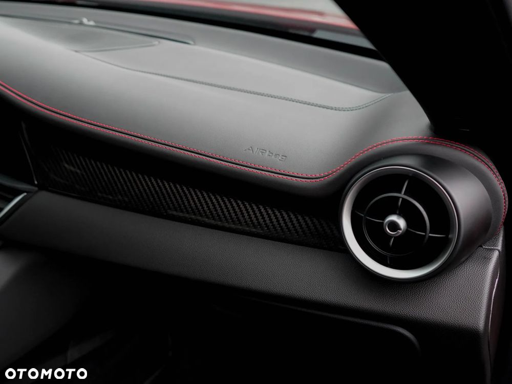 Alfa Romeo Giulia 2.0 Turbo Veloce Q4 - 24