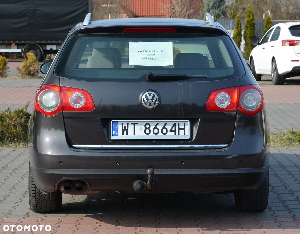 Volkswagen Passat - 8