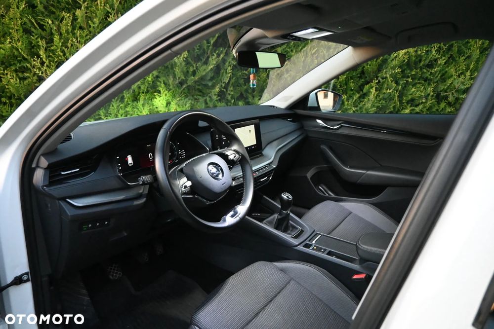 Skoda Octavia 2.0 TDI Ambition - 19