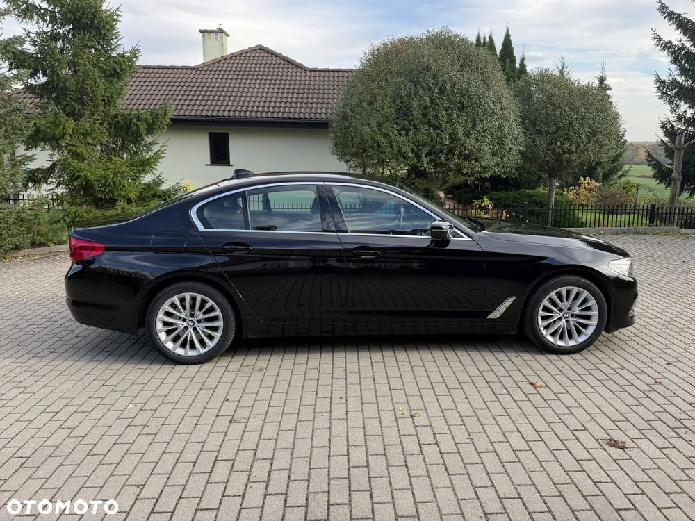 BMW Seria 5 518d Luxury Line - 14