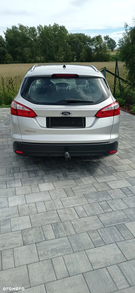Ford Focus 2012 photo 2