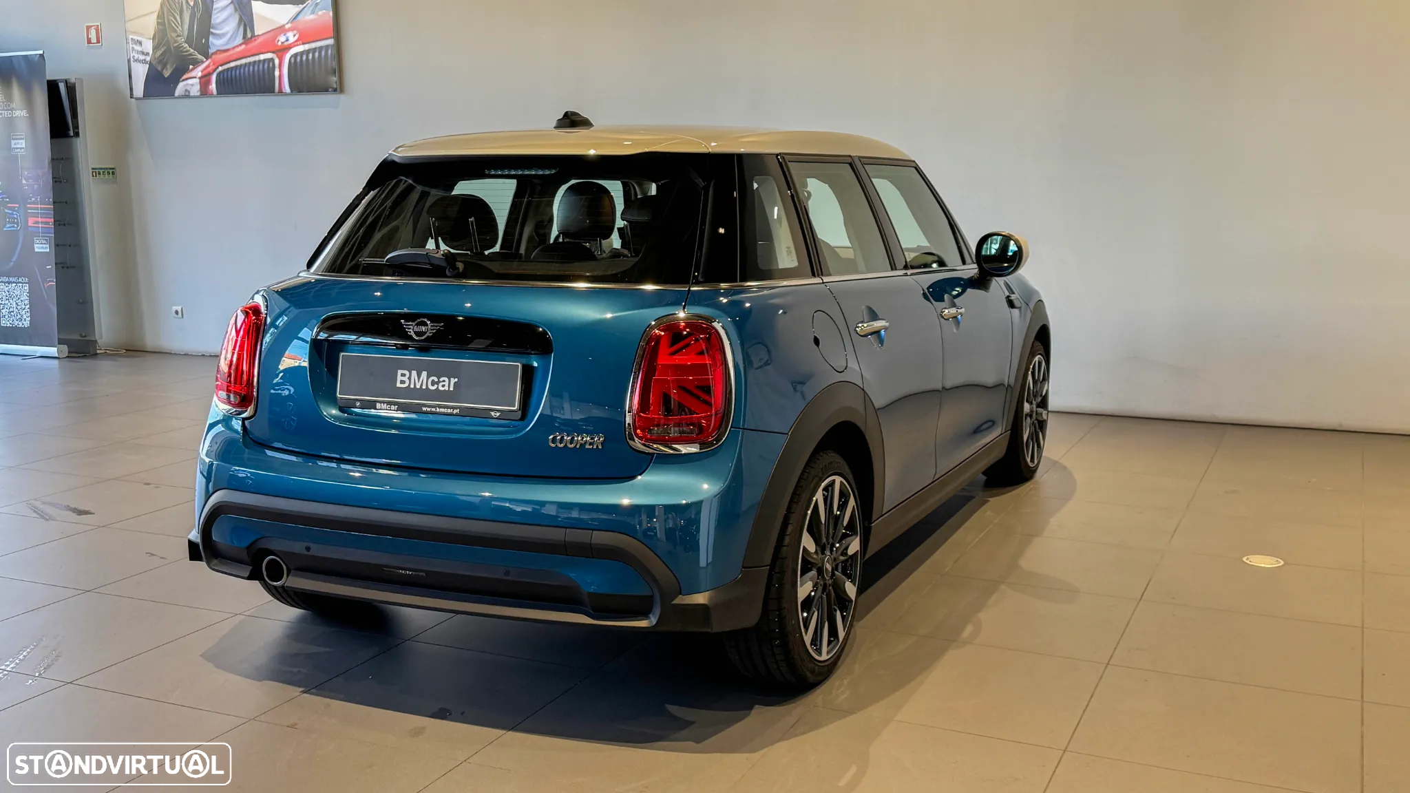 MINI 5 Portas Cooper Classic Auto - 6