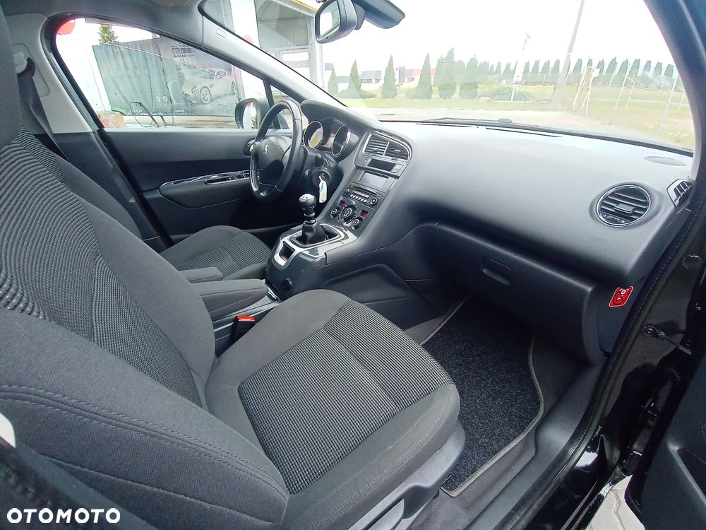 Peugeot 5008 HDI FAP 110 Access - 25