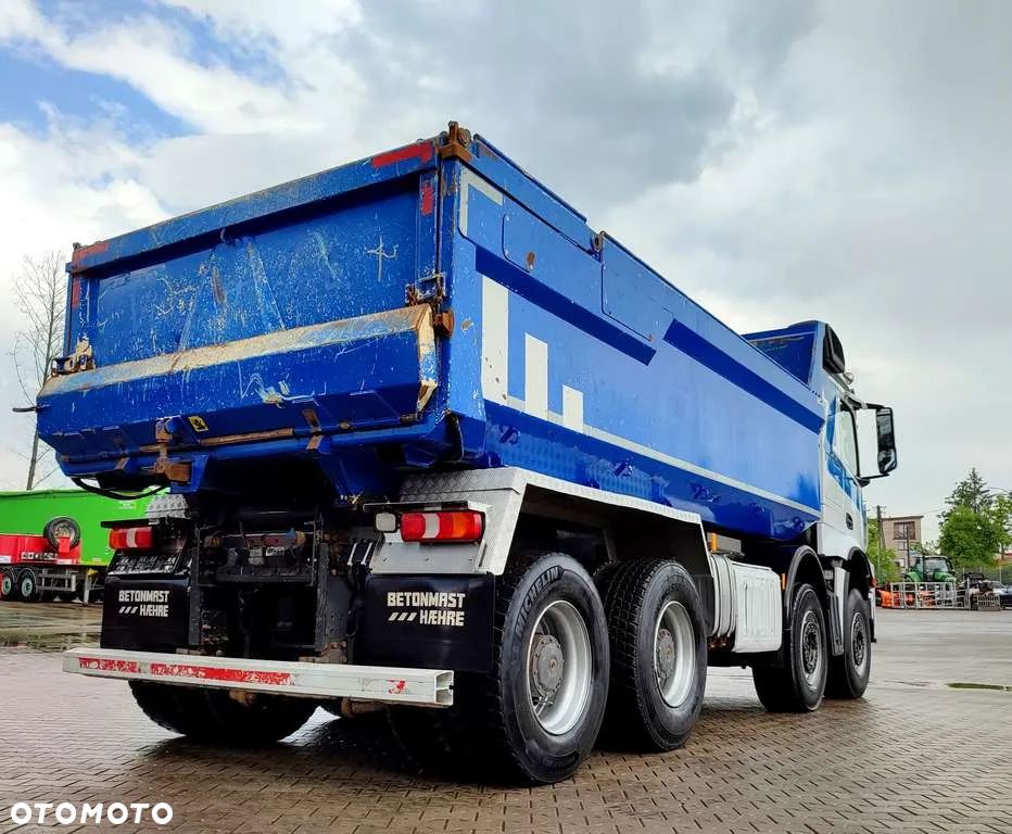 Mercedes-Benz Arocs 4151 8x4 - 5