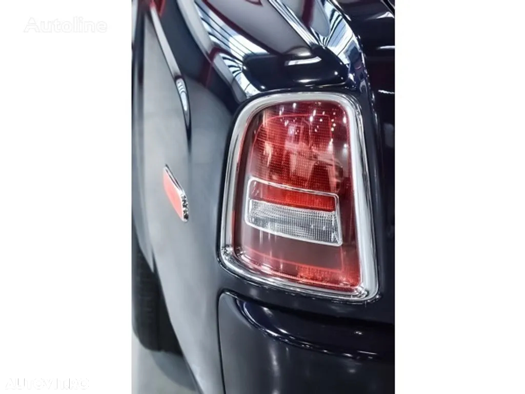 Rolls-Royce Phantom - 10