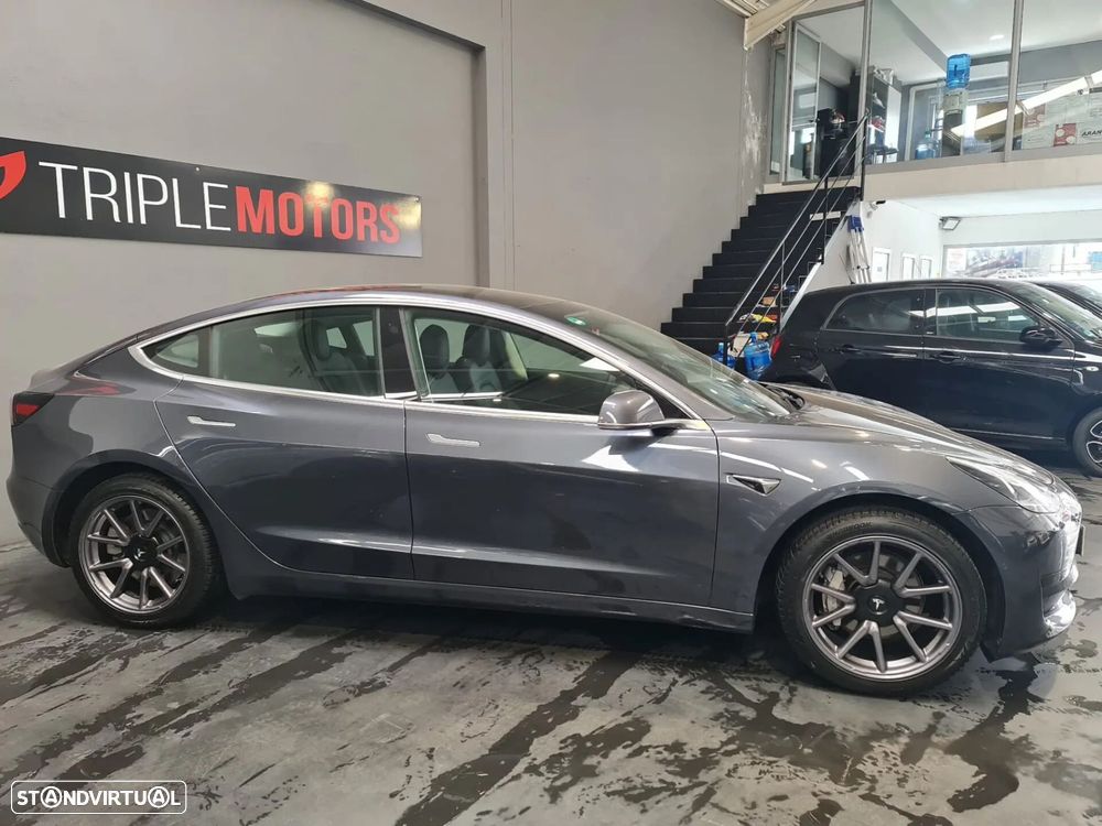 Tesla Model 3 Standard Range Plus RWD - 18