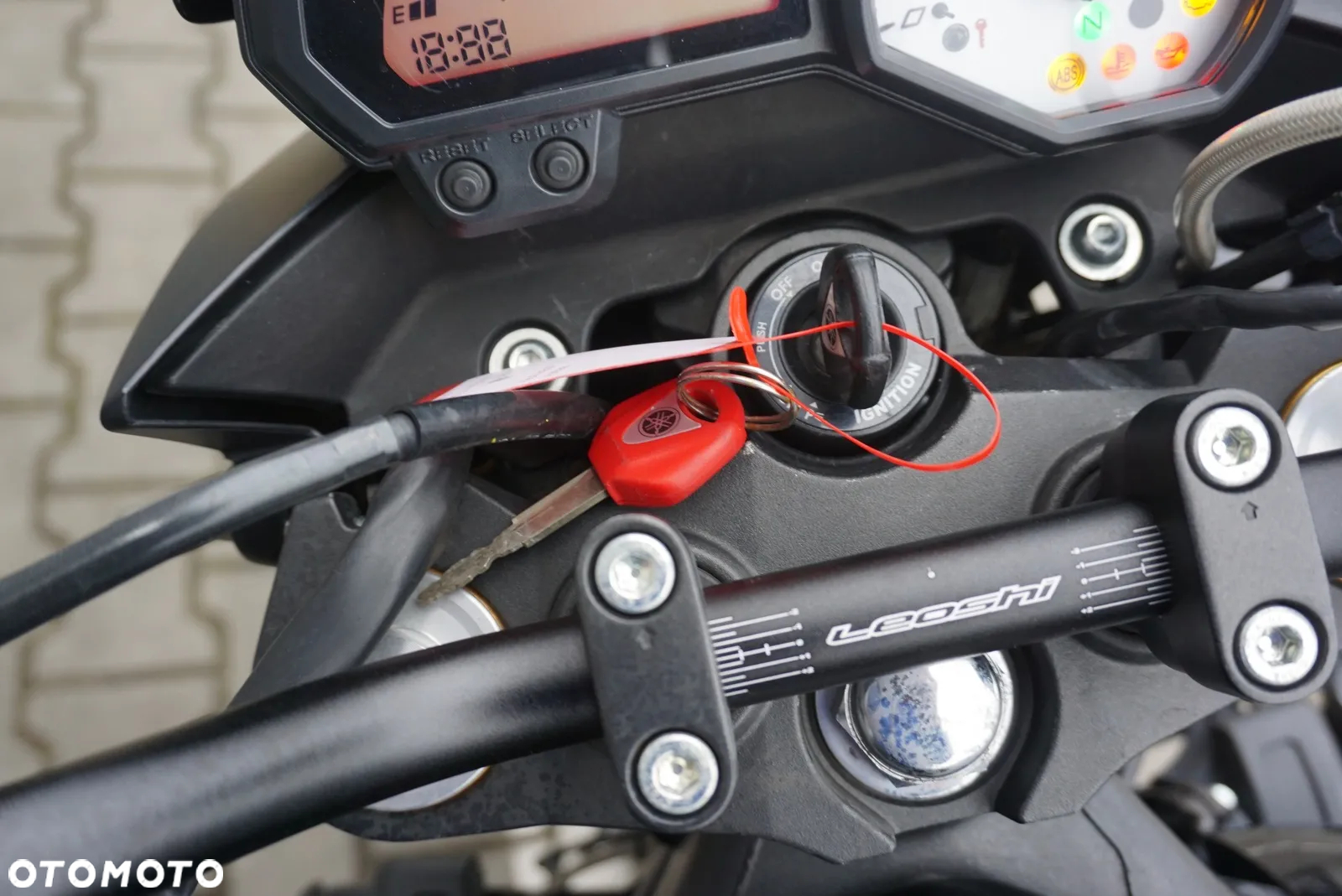 Yamaha FZ8 - 8
