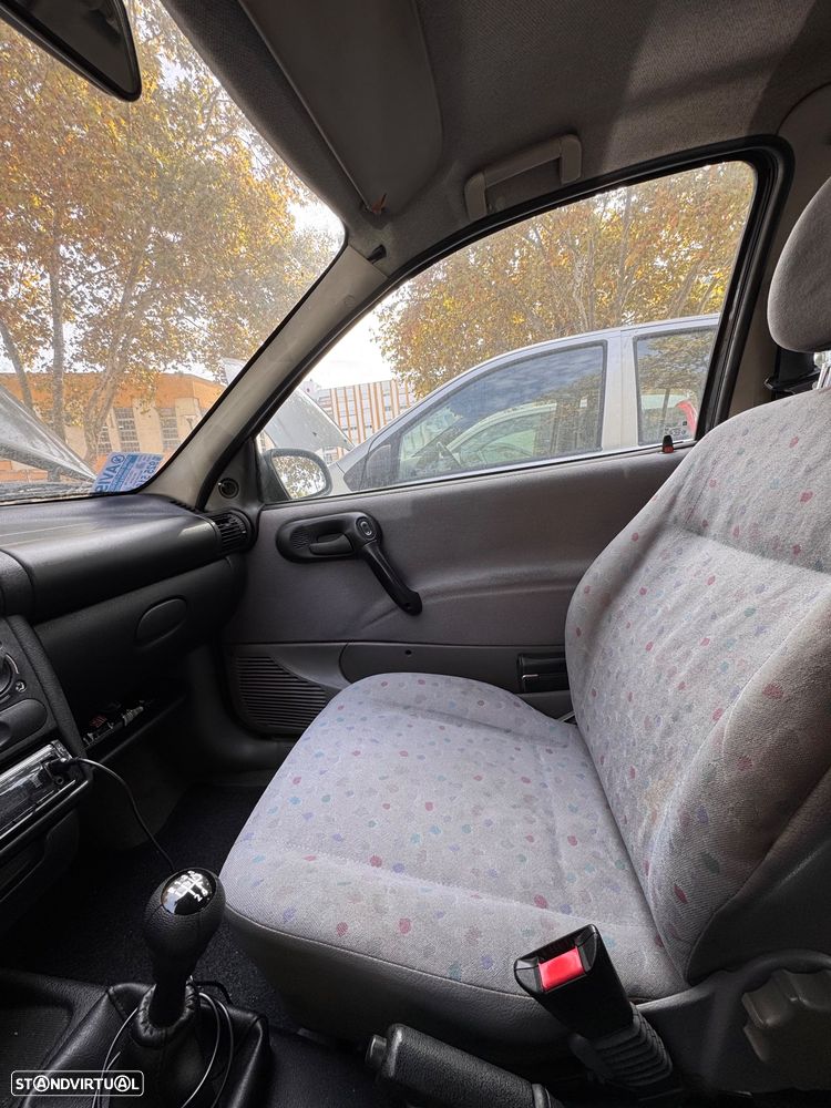 Opel Corsa - 10