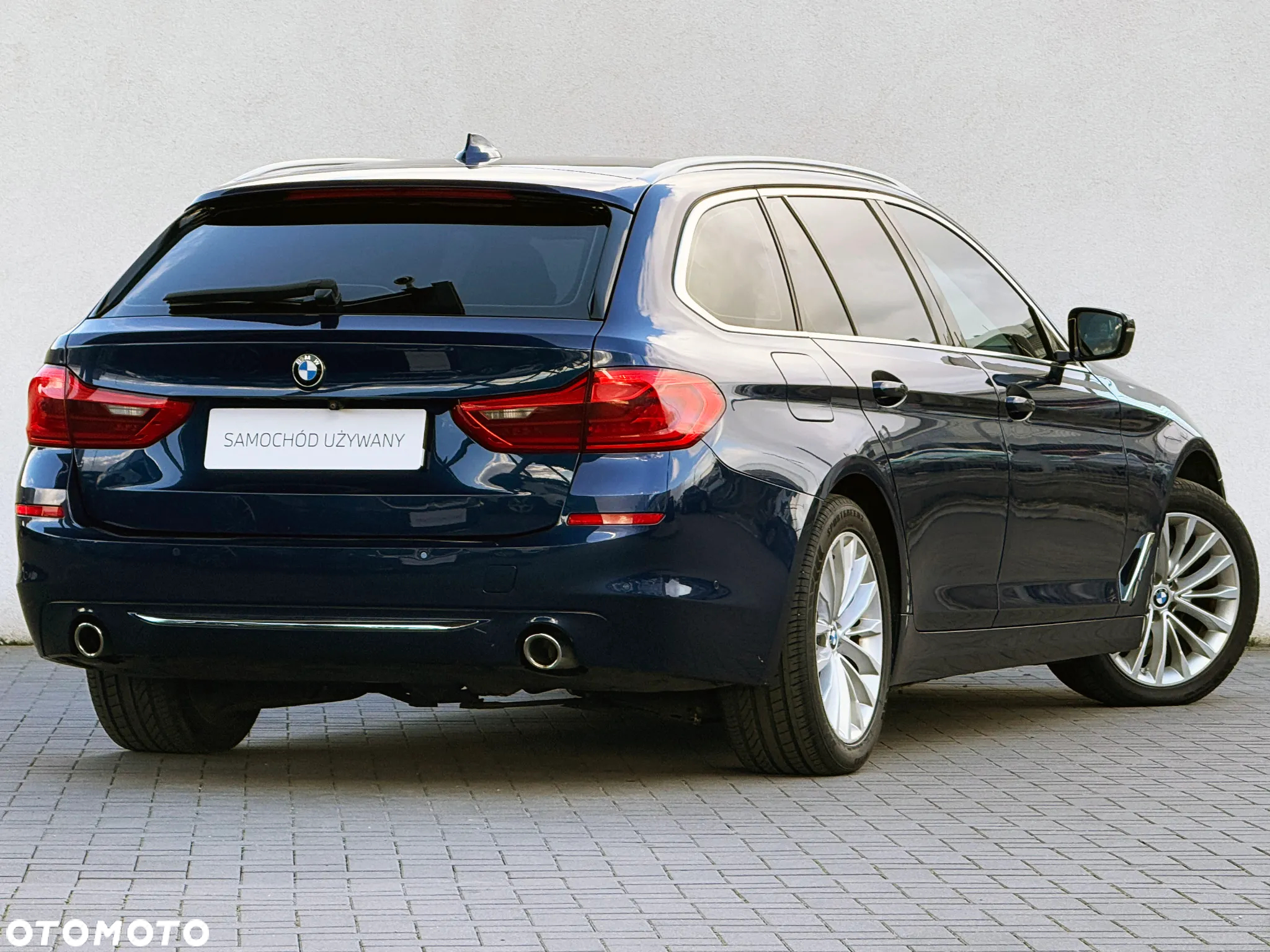 BMW Seria 5 520d xDrive Luxury Line - 2