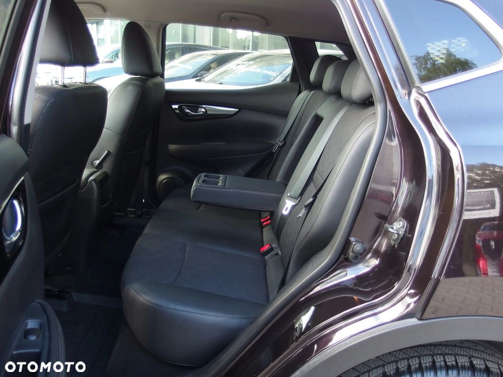 Nissan Qashqai 1.6 DIG-T Tekna - 9